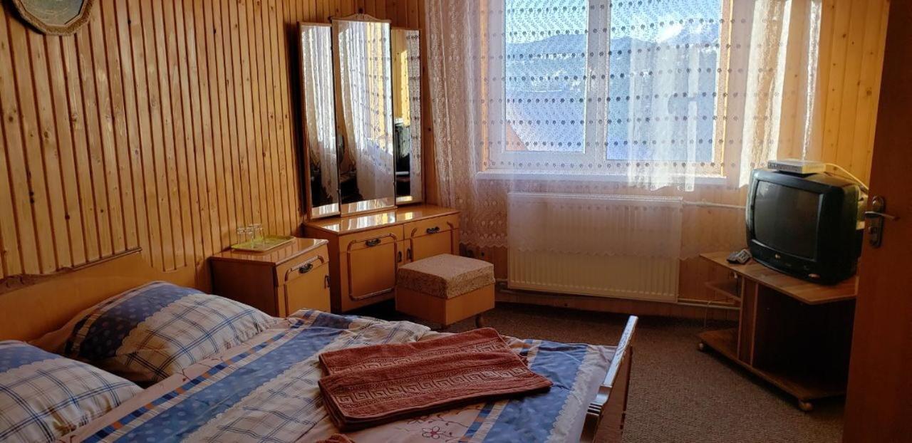 Marichka Hotel Yablunytsya Ngoại thất bức ảnh